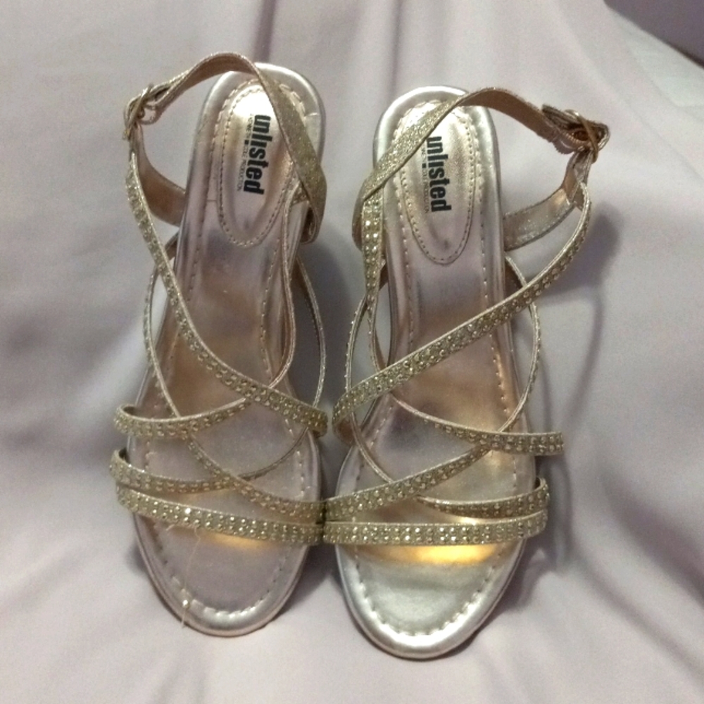 Gold sandals with gold  beaded trim by Kenneth Cole Unlisted Like NEW. Size 7.5M